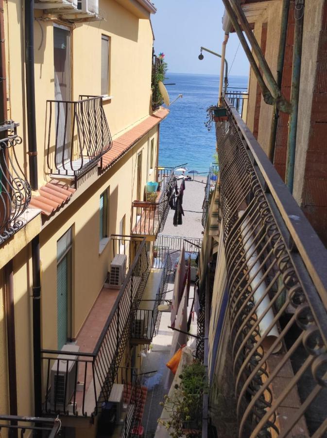 Casa Orchidea Mazzeo Apartment Exterior photo